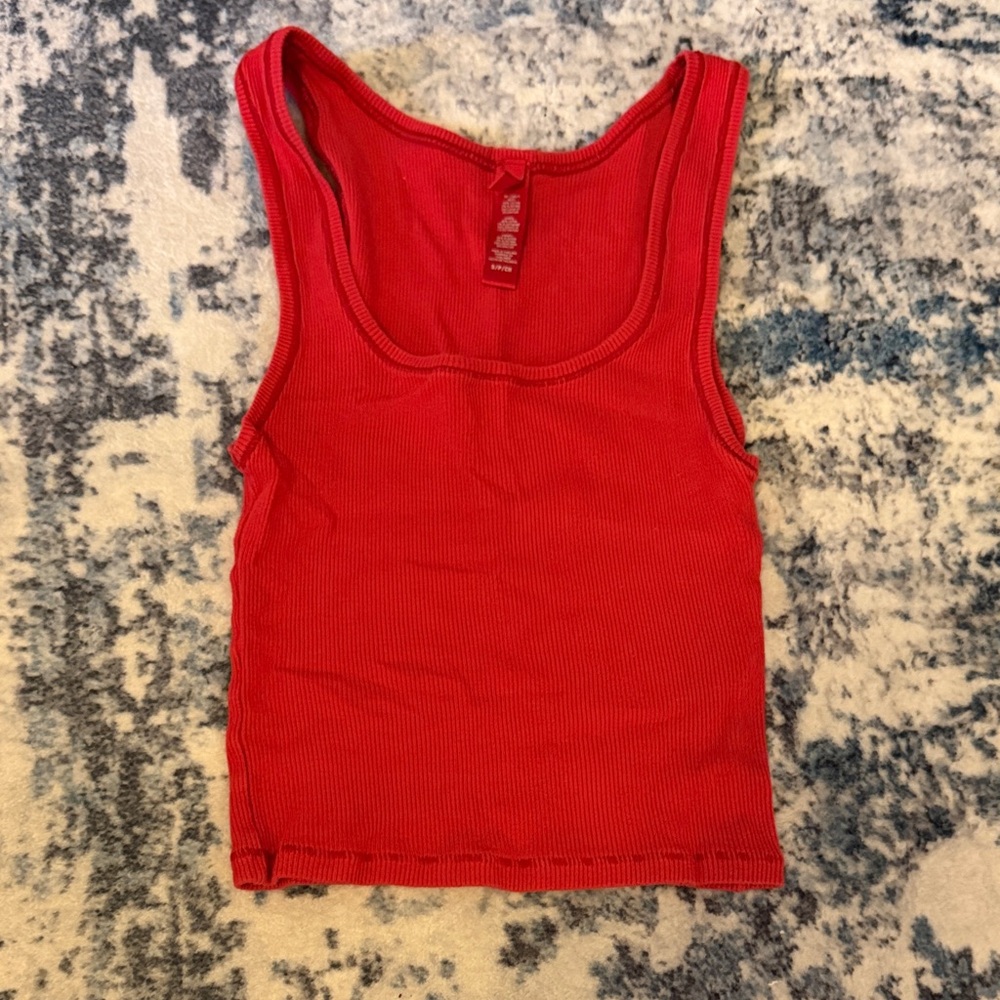 Skims tank top